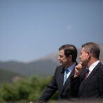 Firma del convenio de colaboración en materia de asistencia sanitaria con el presidente de Castilla y León, Alfonso Fernández Mañueco