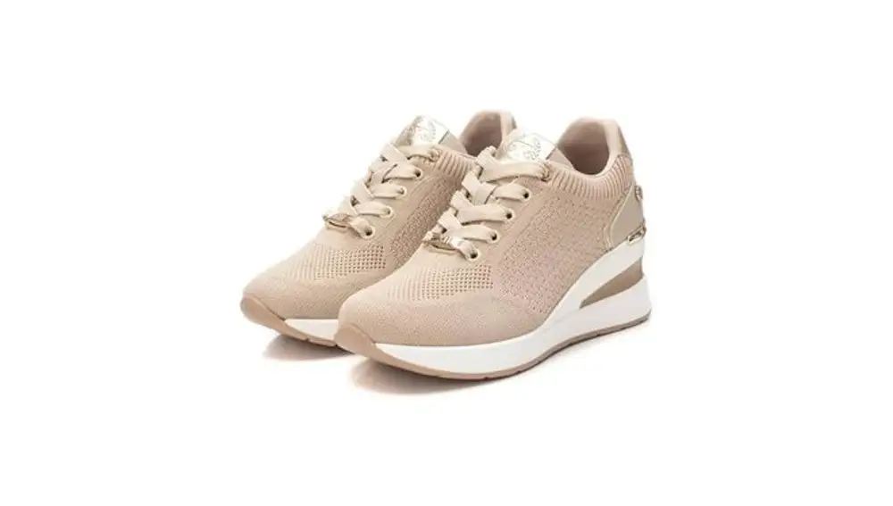 Zapatilla Xti beige