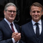 Ucrania.- Starmer y Macron insisten en aumentar la presión a Putin para obligarle a negociar: "Marcará la diferencia"