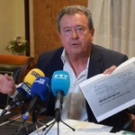 El exalcalde de Linares Juan Fernández