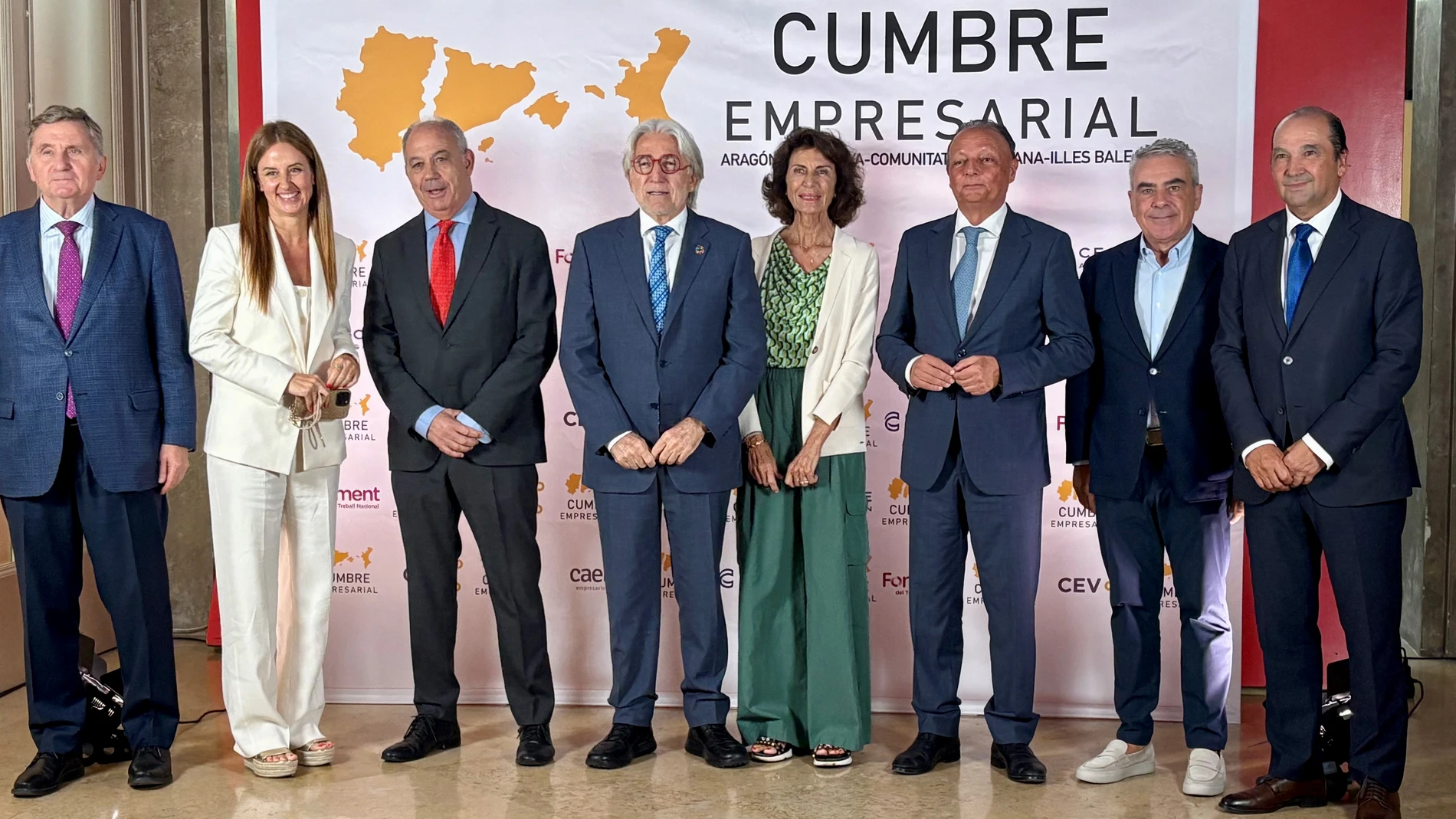 Presidentes y secretarios generales de las organizaciones empresariales de la Comunidad Valenciana, Cataluña, Baleares y Aragón, en Barcelona
