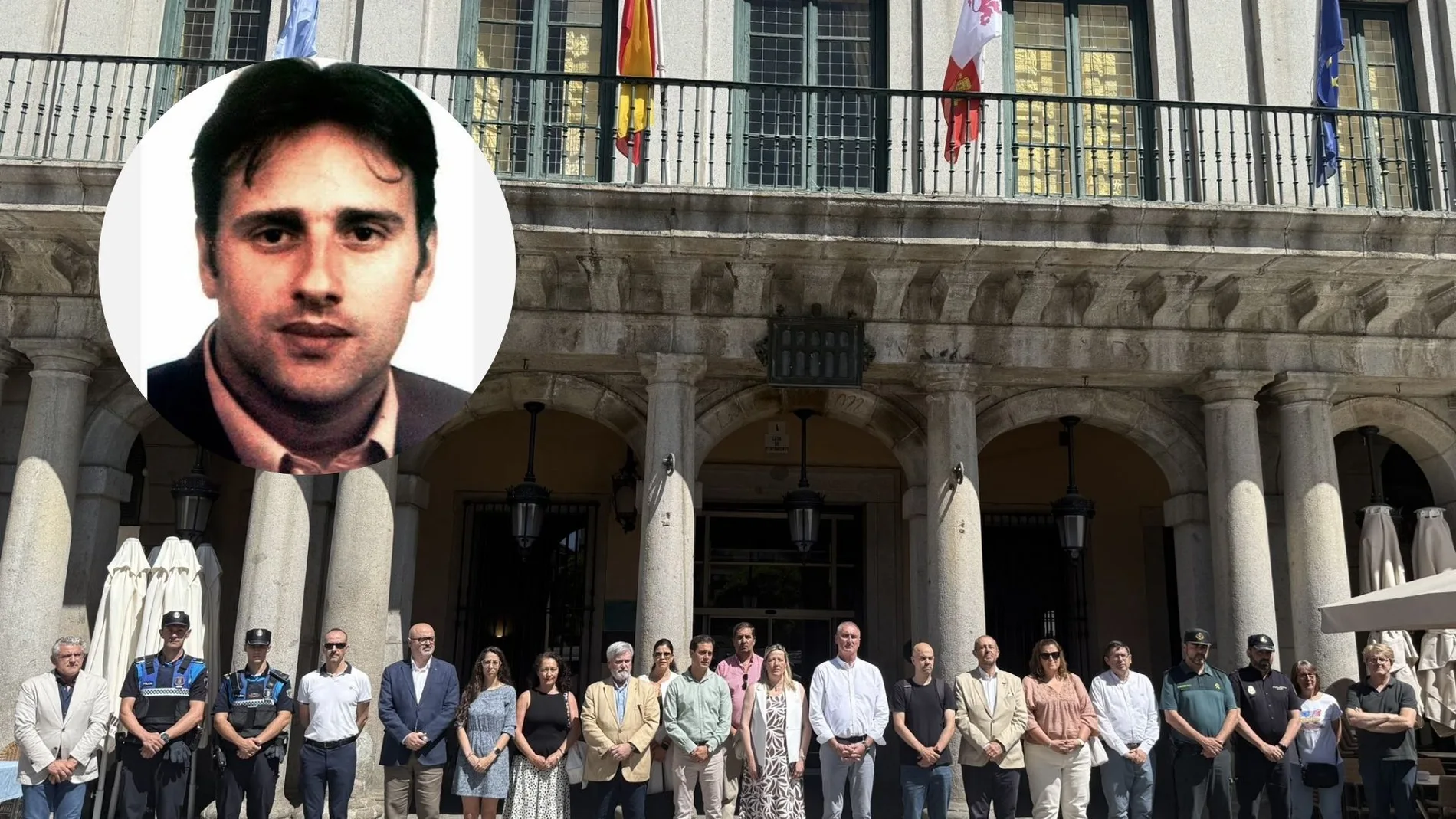 Minuto de silencio en memoria de Miguel Ángel Blanco en la Plaza Mayor de Segovia