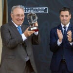 El presidente de Sidenor, José Antonio Jainaga, recibe el premio 'Joxe Mari Korta 2025'