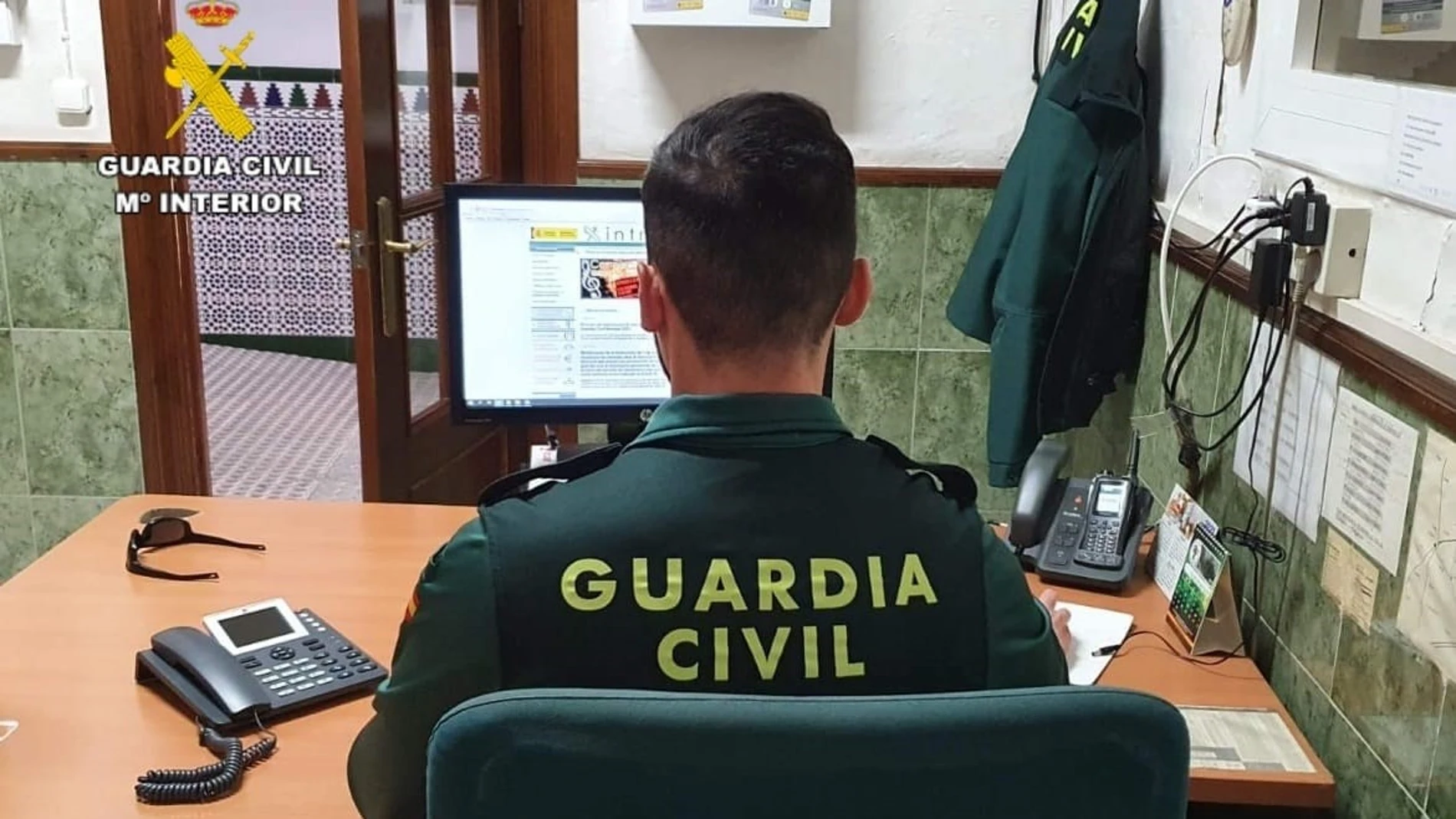 Imagen de recurso de un agente de la Guardia Civil. REMITIDA / HANDOUT por Guardia Civil Fotografía remitida a medios de comunicación exclusivamente para ilustrar la noticia a la que hace referencia la imagen, y citando la procedencia de la imagen en la firma 10/07/2025