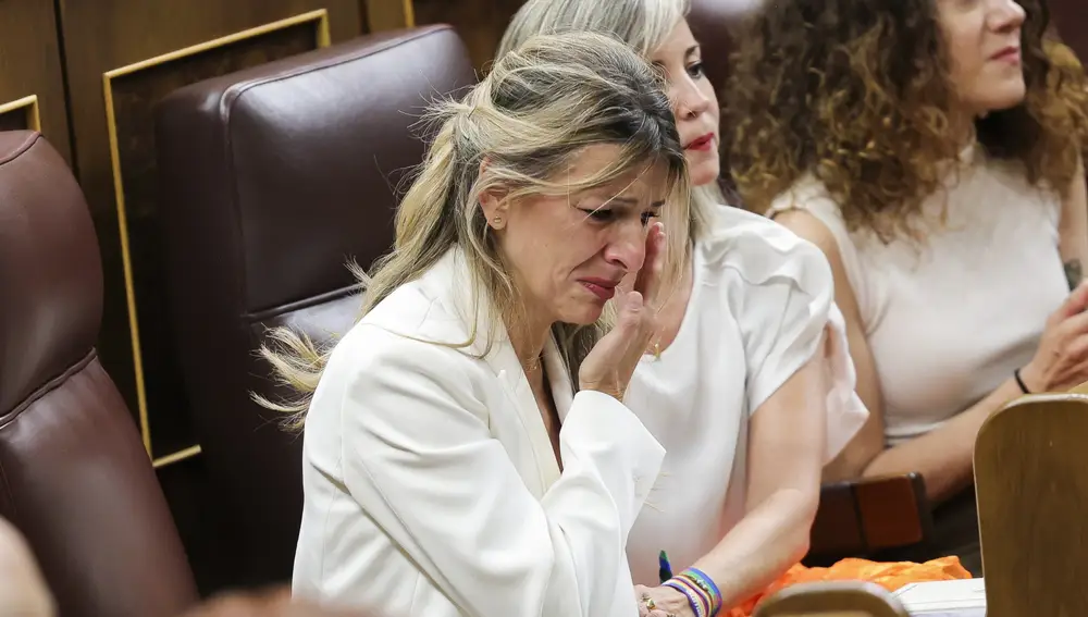 Yolanda Díaz, llorando en el Congreso