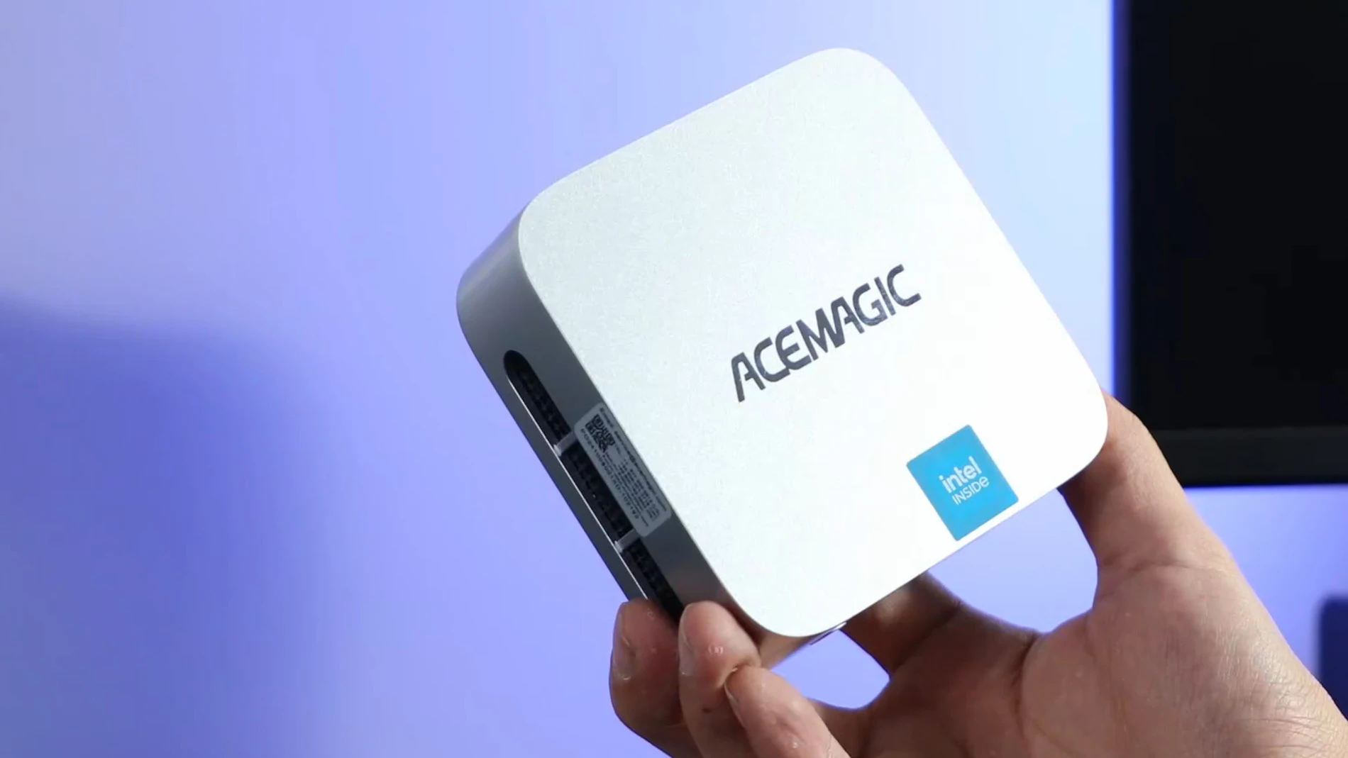 ACEMAGIC V1