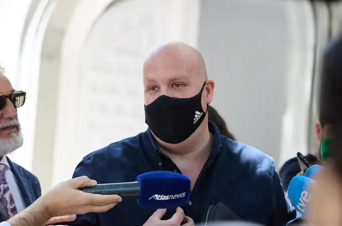 La UCO detiene a Álvaro Romillo a un día de su declaración por la millonaria cryptoestafa La UCO detiene a Álvaro Romillo a un día de su declaración por la millonaria cryptoestafa