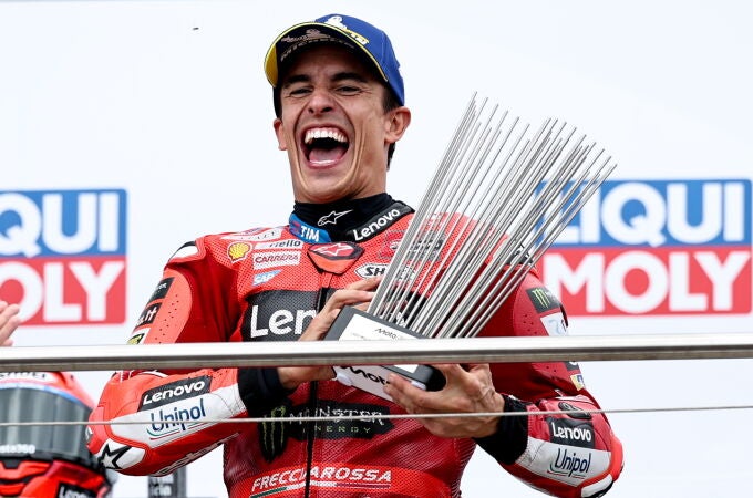 Marc Márquez, en el podio de Sachsenring