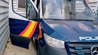 (Foto de ARCHIVO) Una furgoneta de la Polic&iacute;a Nacional de Valladolid. REMITIDA / HANDOUT por POLIC&Iacute;A NACIONAL Fotograf&iacute;a remitida a medios de comunicaci&oacute;n exclusivamente para ilustrar la noticia a la que hace referencia la imagen, y citando la procedencia de la imagen en la firma 01/01/1970
