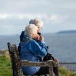 Adiós a la infección de orina: ¿Cada cuánto tiempo hay que cambiar el pañal a un anciano en verano?