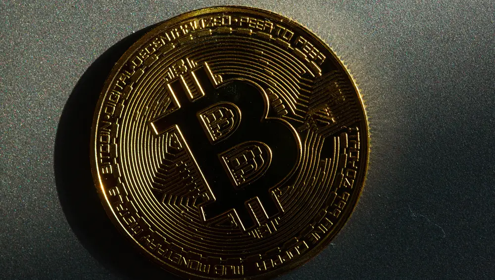 Bitcoin.- El bitcoin sube un 3% y conquista un nuevo máximo histórico en los 123.000 dólares