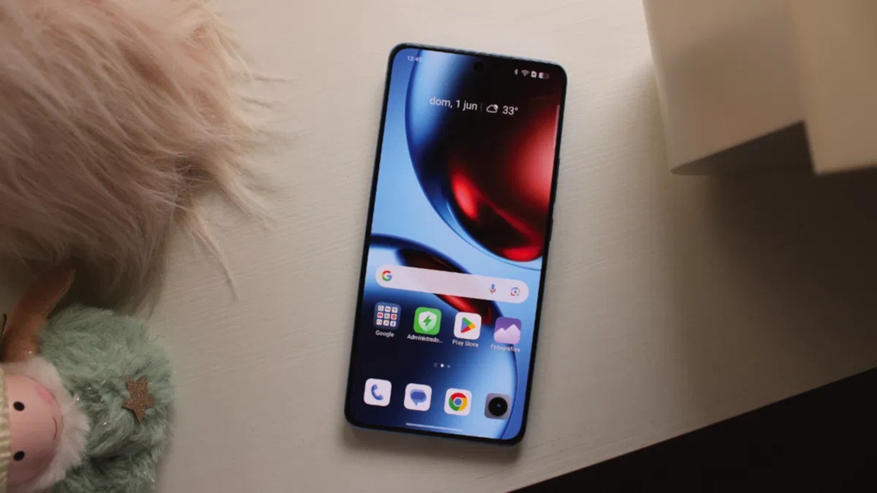 Así se siente tener potencia, autonomía y pantalla premium sin pagar precio de gama alta