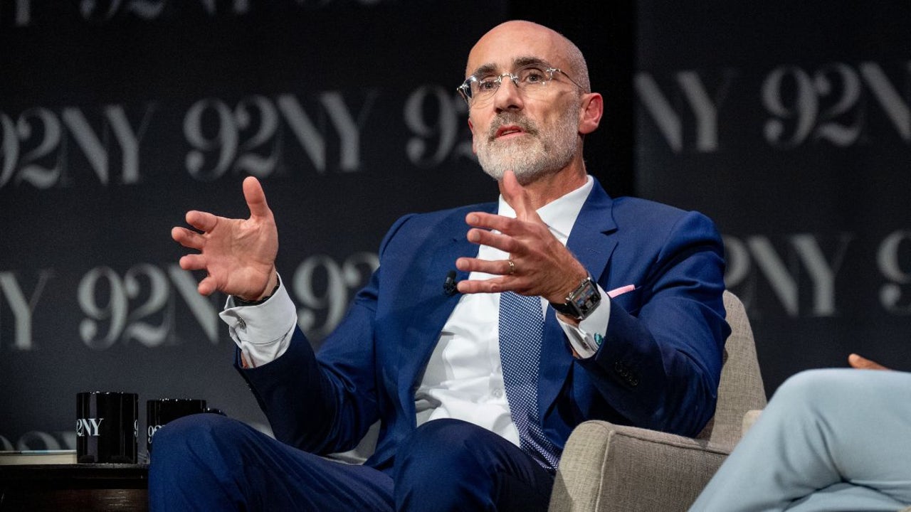 Arthur Brooks, experto en felicidad de Harvard: “Seis pasos para mejorar tu estado de ánimo al empezar el día”