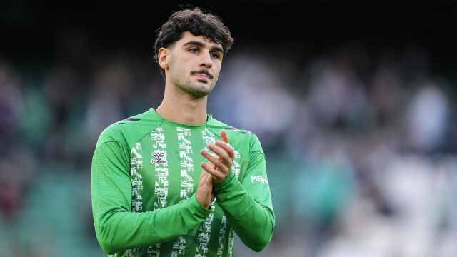 MADRID.-El estadounidense 'Johnny' Cardoso refuerza el centro del campo del Atlético de Madrid