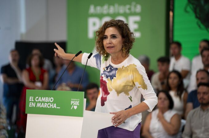 Montero resta credibilidad al Barómetro del CIS andaluz "puesto al servicio" de la Junta: "Hace falta más humildad"