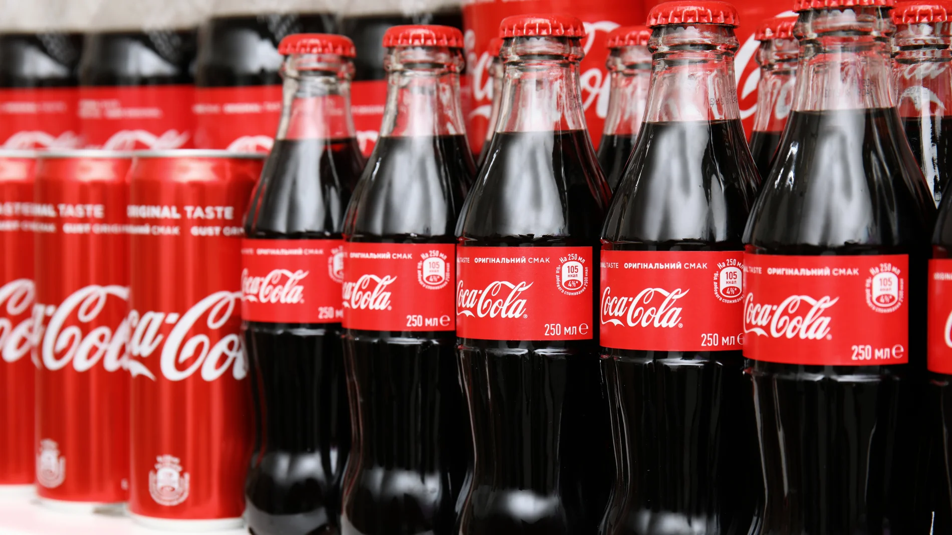 Adiós a la Coca Cola: Trump anuncia un cambio en la receta: "Un ingrediente clave será reemplazado por azúcar"