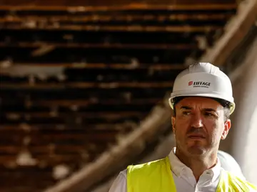 Vicent Mompó supervisa las obras de la Plaza de Toros El presidente de la Diputación, Vicent Mompó, supervisa las obras de la Plaza de Toros, a 18 de julio de 2025, en Valencia, Comunidad Valenciana (España). La Diputación de Valencia ha invertido 1,2 millones de euros en las obras de remodelación de la plaza de toros. Algunas de las novedades, es las instalación de nuevos detectores de incendios en la cubierta y que se van a mejorar las gradas, y especialmente, la mejora de la iluminación del edificio, lo que incrementa la seguridad de los asis...