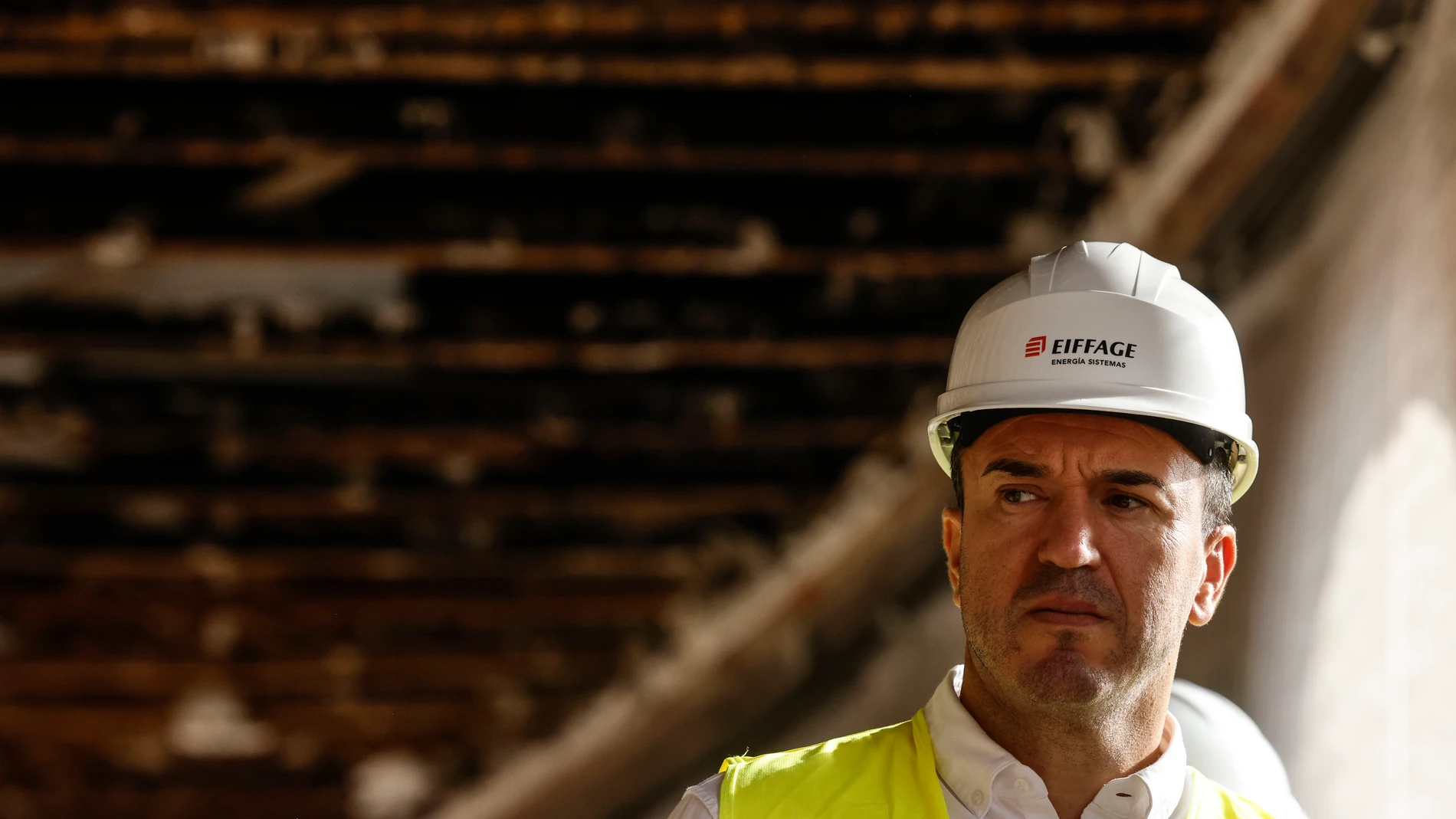 El presidente de la Diputación, Vicent Mompó, supervisa las obras de la Plaza de Toros, a 18 de julio de 2025, en Valencia, Comunidad Valenciana (España). La Diputación de Valencia ha invertido 1,2 millones de euros en las obras de remodelación de la plaza de toros. Algunas de las novedades, es las instalación de nuevos detectores de incendios en la cubierta y que se van a mejorar las gradas, y especialmente, la mejora de la iluminación del edificio, lo que incrementa la seguridad de los asis...