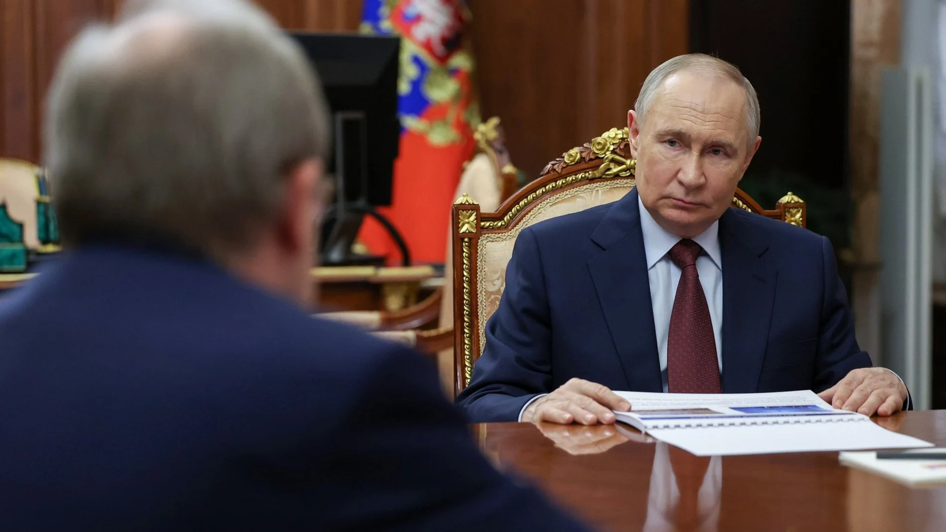 Ucrania.-La UE aprueba más sanciones contra Rusia y el tope de 47,6 dólares al crudo tras superar el veto de Eslovaquia