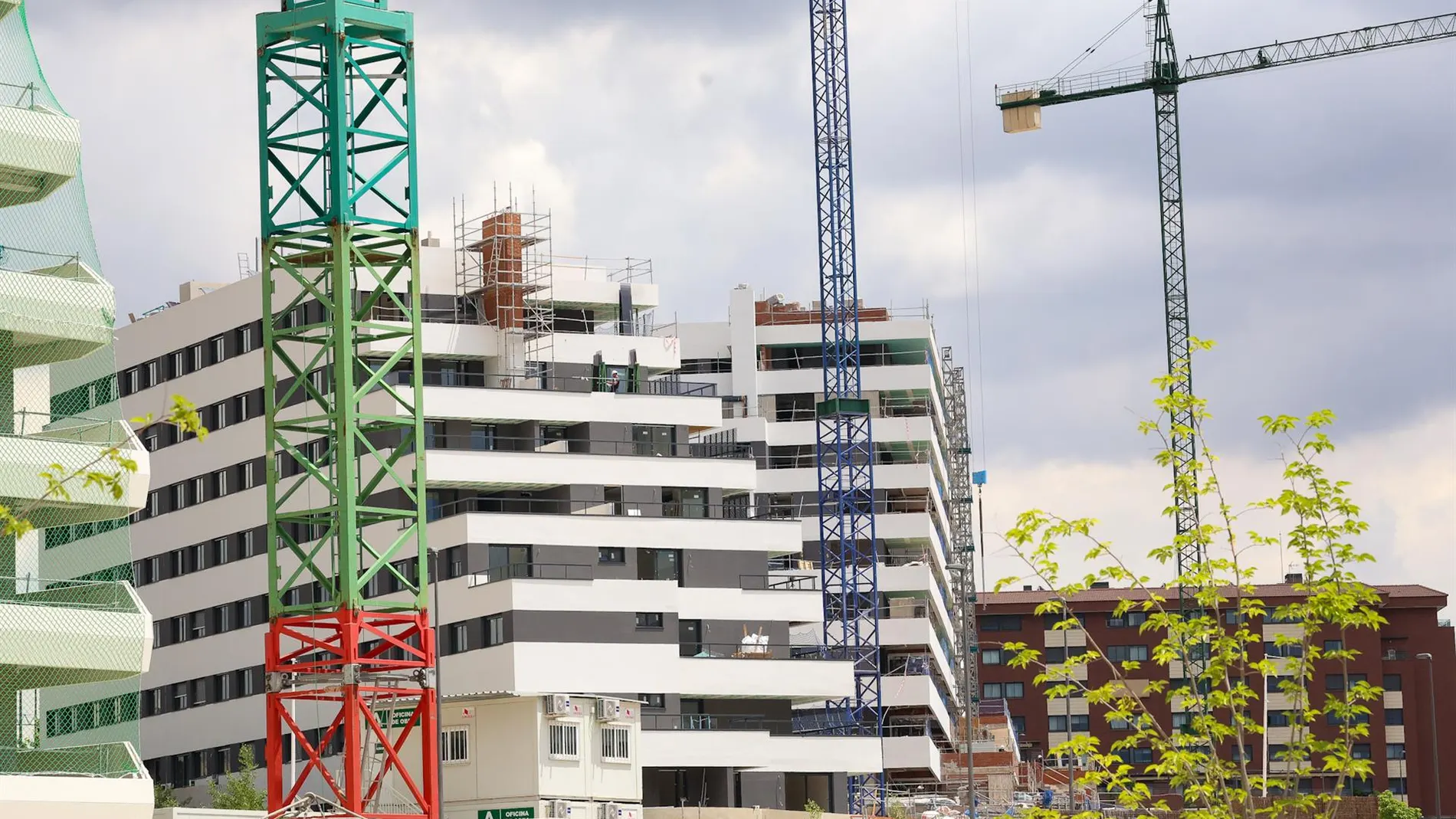 VÍDEO: Las hipotecas sobre viviendas se disparan un 54,4% en mayo y el interés suma cuatro meses por debajo del 3%