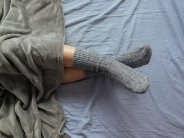 Qu&eacute; significa dormir con calcetines, seg&uacute;n la psicolog&iacute;a