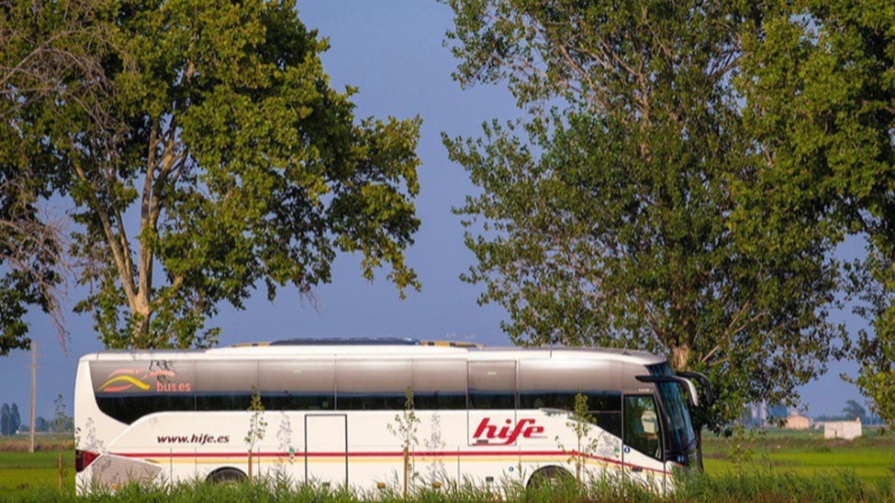 Revés de la Justicia europea a Puente por las rutas de autobús
