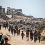 Scores shot dead by Israeli soldiers at food distribution point in Gaza