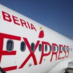 Economía/Empresas.- Iberia Express ofrece hasta un 35% de descuento por viajar con amigos durante el Mes de la Amistad