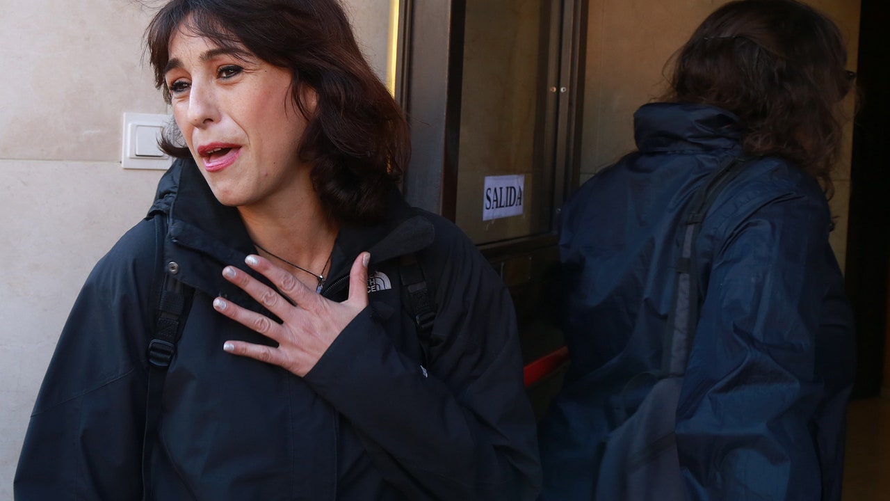 Citan a Juana Rivas y su hijo mayor en el juicio contra Arcuri por maltrato a sus vástagos