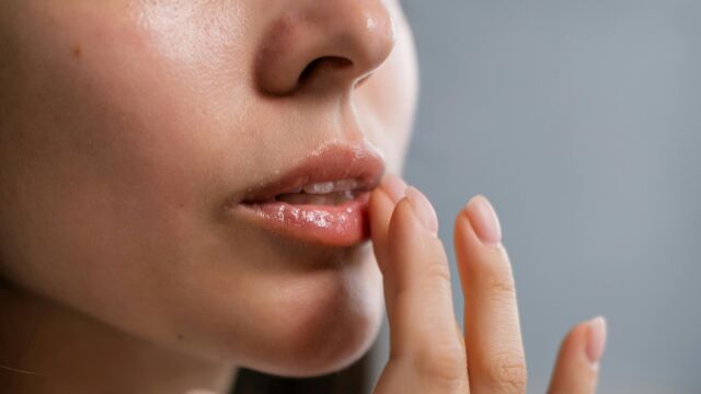 Mercadona lanza gloss y colorete en stick por menos de 5 €: parecen de alta gama