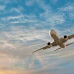 Manuel Zabala, experto en ahorro: "tener en cuenta el día y la hora del vuelo puede marcar la diferencia en el precio final''