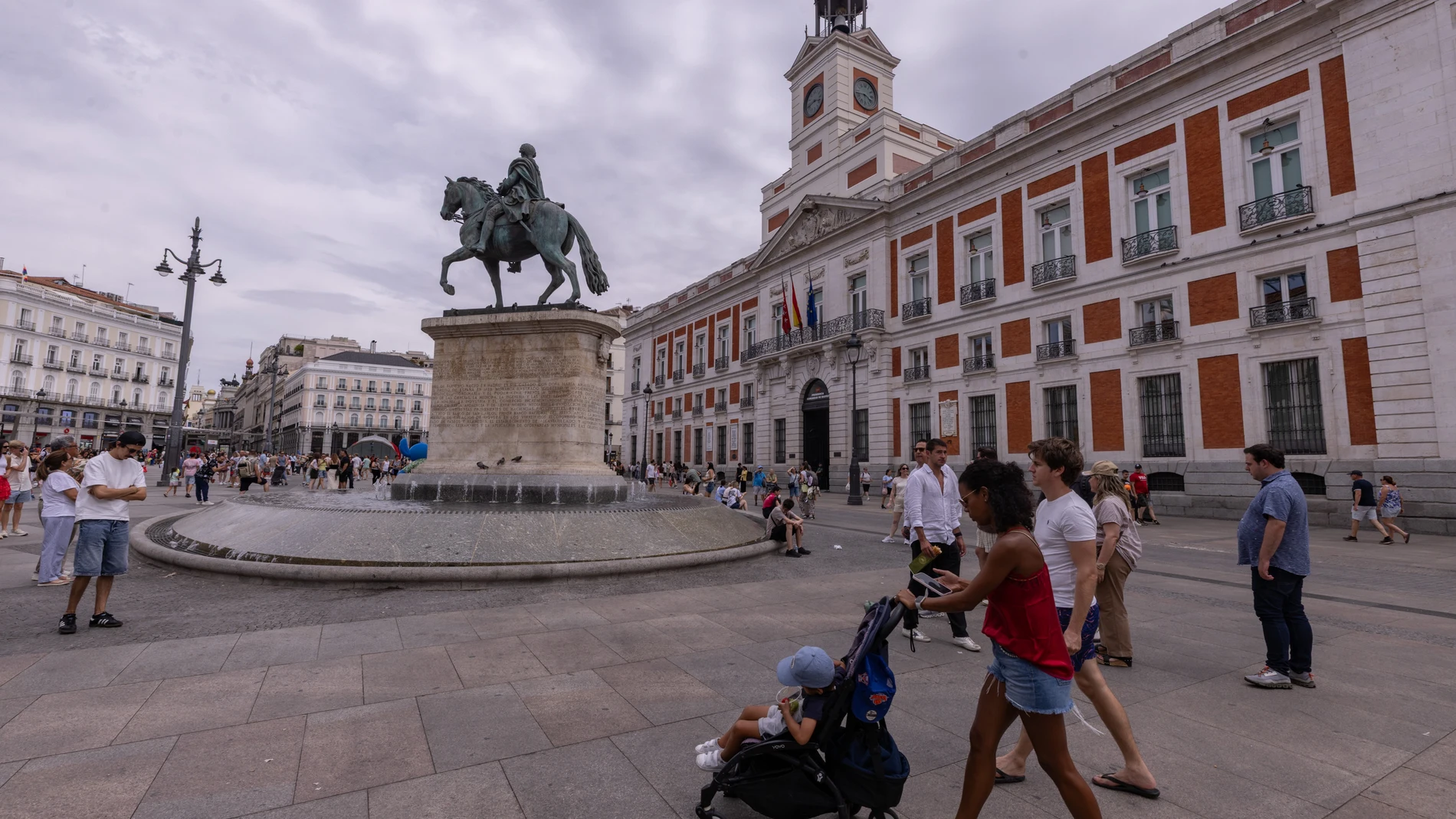 El edificio más antiguo de la Puerta del Sol inicia su restauración con motivo del 40º aniversario de su uso como sede del Gobierno regional @ Gonzalo Pérez