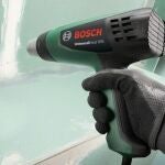 Bosch tiene el gadget que usan los expertos para renovar muebles, quitar pintura y más (y ahora está rebajado)