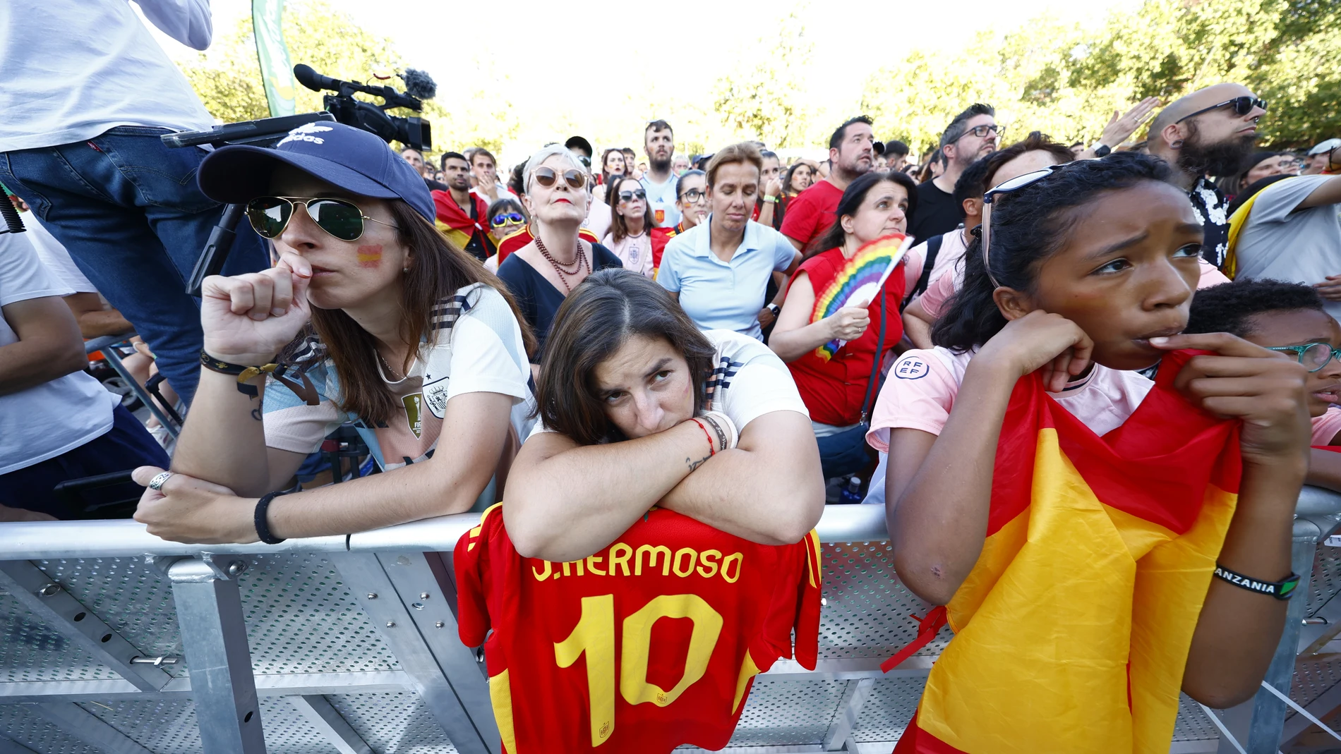 Final de la Eurocopa Femenina entre Espaa e Inglaterra. Fan zone de Madrid en el parque de Berlin.