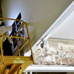 Técnicos estudian al detalle medidas, color, textura y anclaje de las pinturas de Sijena