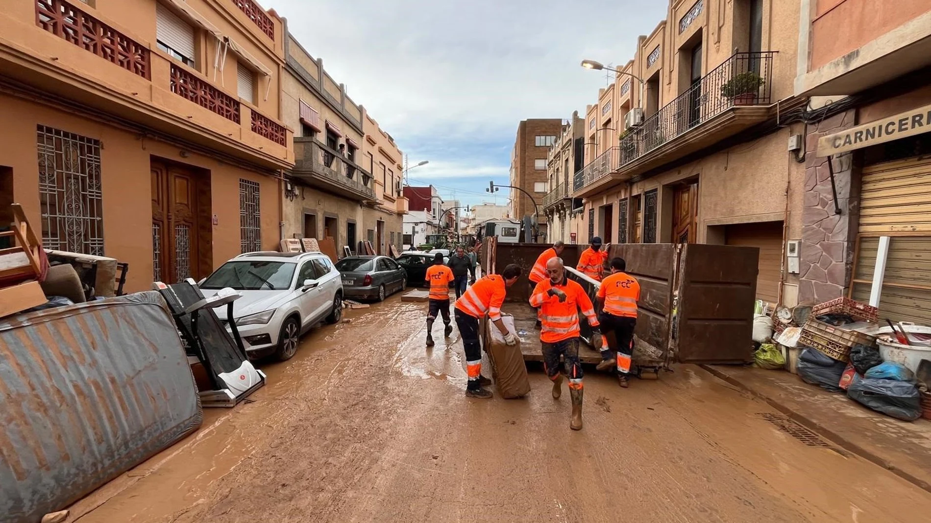 Valencia alega al plan de obras hidráulicas de la CHJ para "evitar los muros que favorecieron inundaciones en la dana"