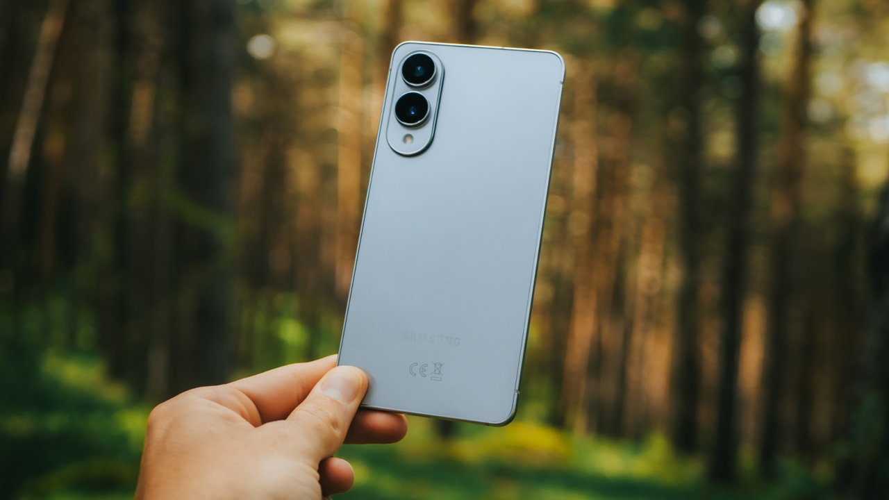 iPhone Air y Samsung Galaxy S25 Edge: si son tan delgados, ¿por qué son tan duros?