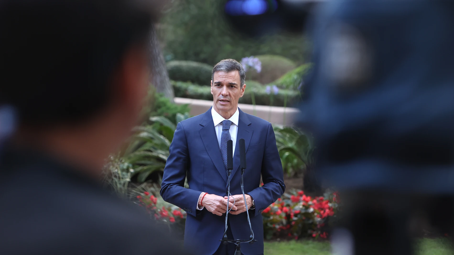 El presidente del Gobierno, Pedro Sánchez, ofrece una rueda de prensa, tras un despacho con El Rey Felipe VI, en el ?Palacio de Marivent, a 29 de julio de 2025, en Palma de Mallorca, Islas Baleares (España).29 JULIO 2025;REY;DESPACHO;PRESIDENTE;GOBIERNO;FELIPE;REY FELIPE;MARIVENT;PALACIO;MALLORCA;COMPARECENCIA;ATENCIÓN A LOS MEDIOS;Isaac Buj / Europa Press29/07/2025