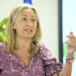 La consejera de Salud y Consumo, Rocío Hernández, en la presentación del proyecto 'Jardín de la Esperanza', en el Hospital Virgen Macarena.