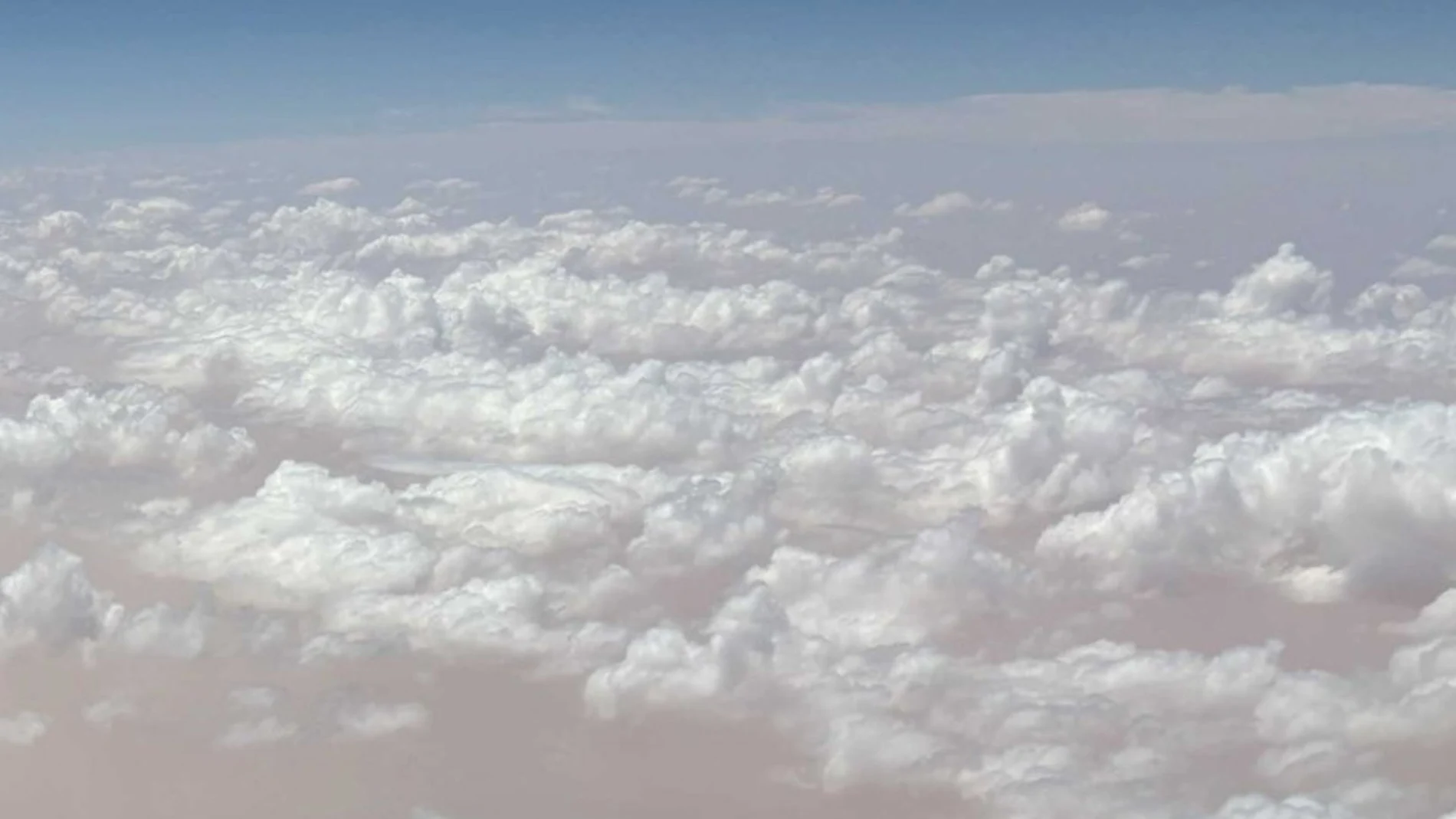 El polvo del desierto favorece la formación de hielo en las nubes