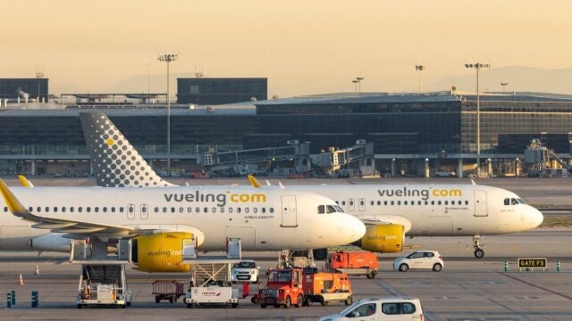 Economía.- (AMP) Vueling recibirá 50 aviones Boeing a partir de finales de 2026 y dejará de operar con Airbus