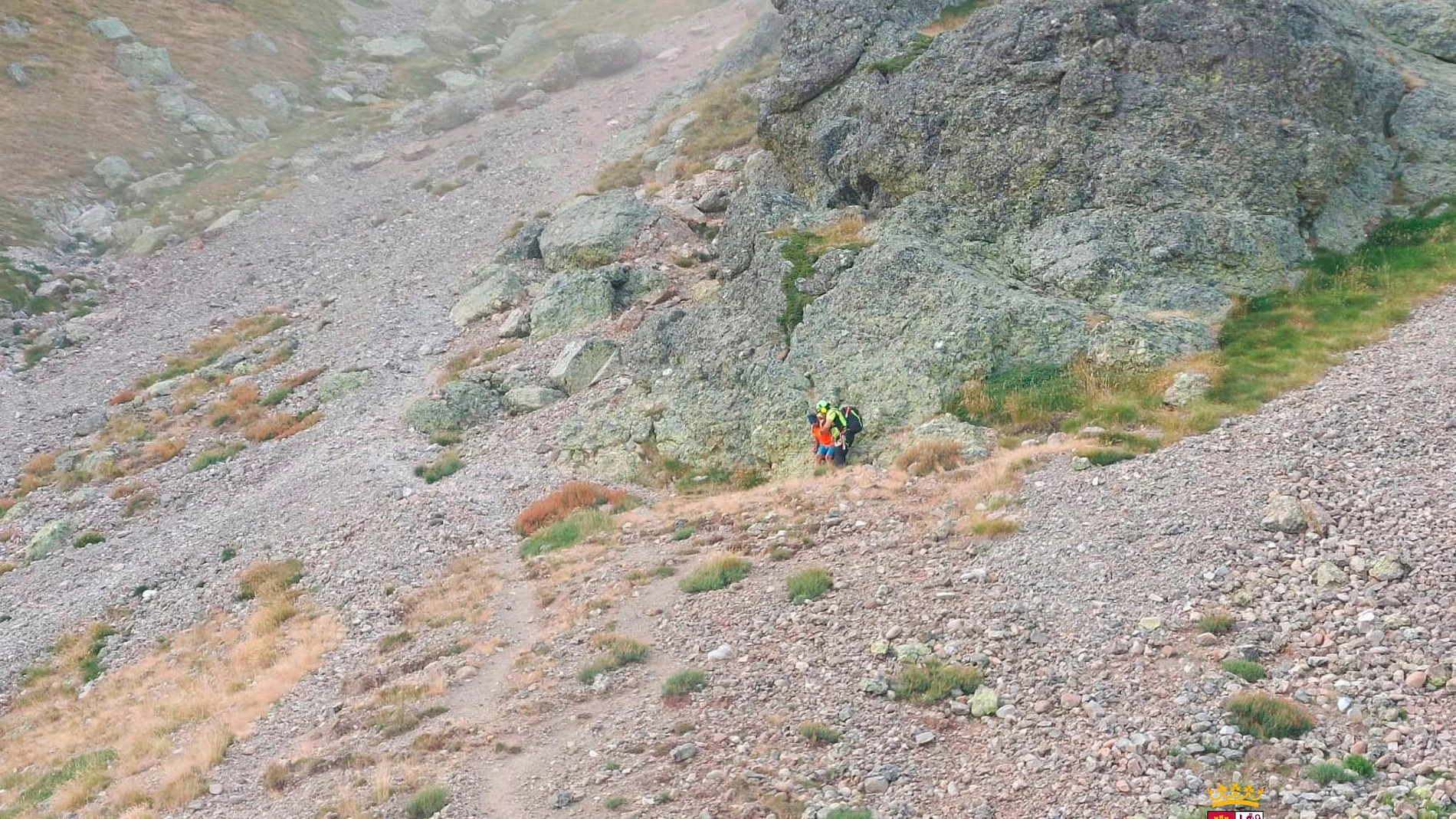 El arduo rescate de un montañero exhausto en el Pico Curavacas
