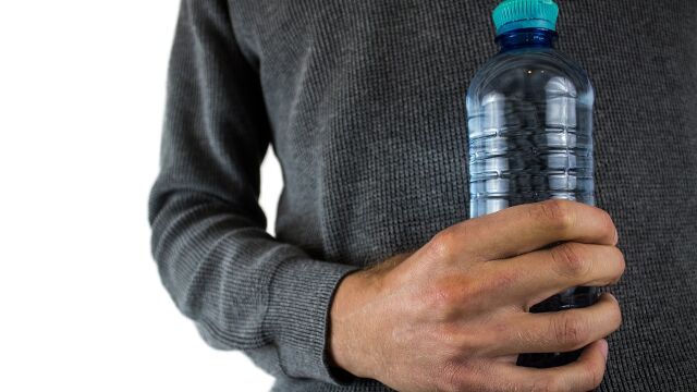 ¿Te molestan las tapas atascadas? Este truco solucionará el problema