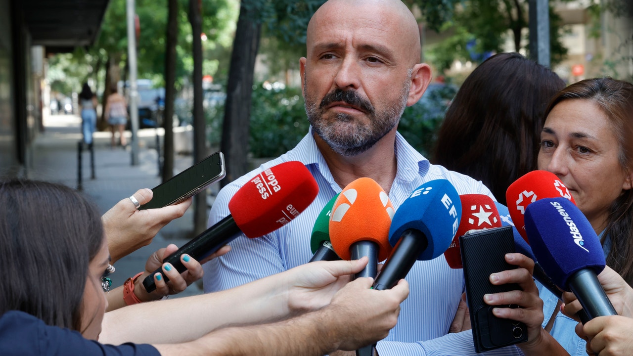 El PP denuncia "la política de silencio" del Gobierno en las pulseras antimaltrato