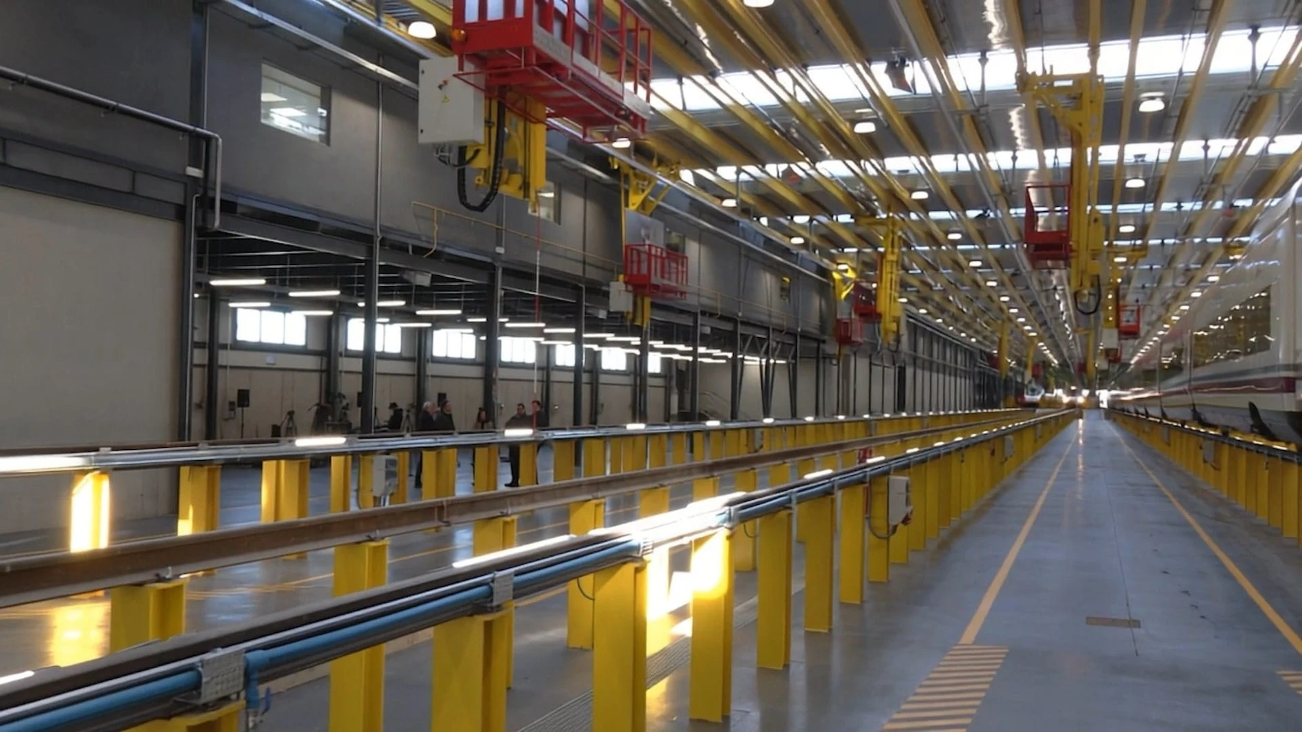 Taller de cercanías en Fuencarral REMITIDA / HANDOUT por RENFE Fotografía remitida a medios de comunicación exclusivamente para ilustrar la noticia a la que hace referencia la imagen, y citando la procedencia de la imagen en la firma 07/08/2025