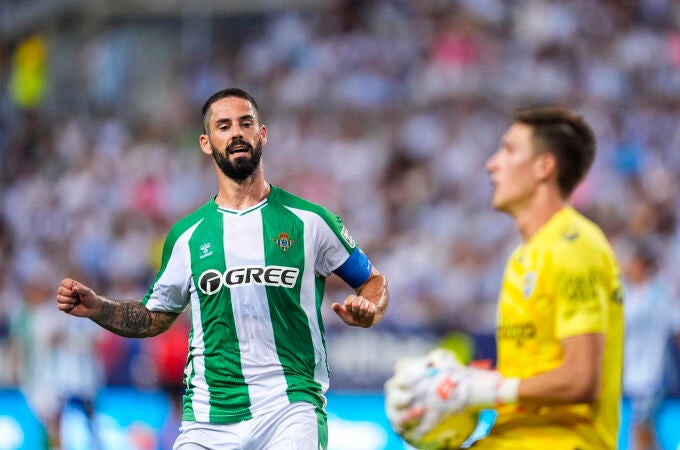 Malaga CF v Real Betis - XXXV Costa del Sol Trophy Malaga CF v Real Betis - XXXV Costa del Sol Trophy