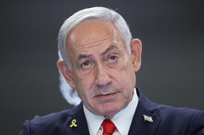Israeli Prime Minister Netanyahu holds press conference for international media
