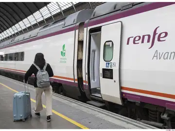 MADRID.-Una incidencia técnica causa retrasos de casi tres horas en un tren Alvia entre Madrid y Cádiz MADRID.-Una incidencia técnica causa retrasos de casi tres horas en un tren Alvia entre Madrid y Cádiz