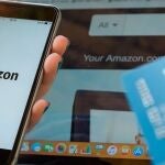 Los 10 mejores chollos de hoy, lunes 11 de agosto, en Amazon: hasta un 85% de descuento en Levi's, Swarovski y más
