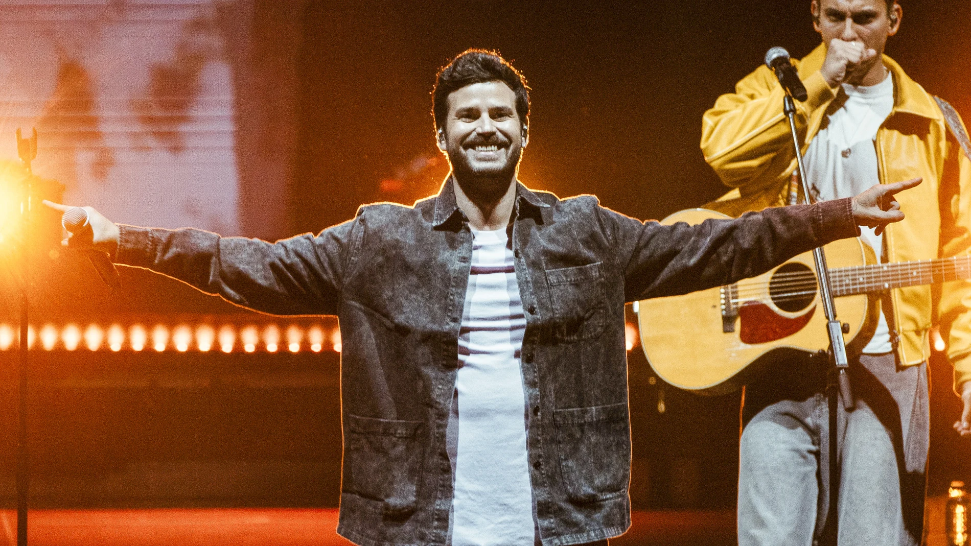 El cantante Willy Bárcenas